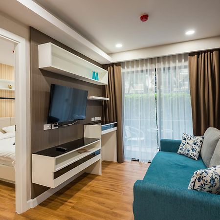 Апартаменти Dusit Grand Park Джомтьєн-Біч Екстер'єр фото