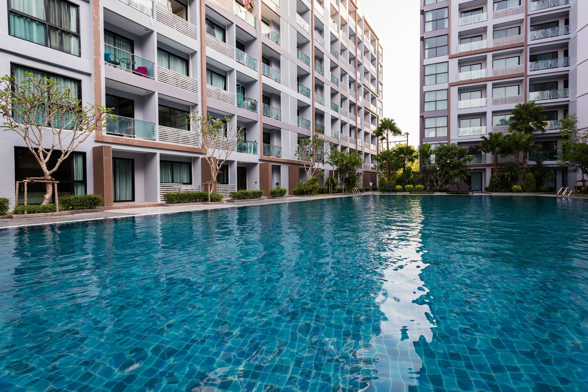 Апартаменти Dusit Grand Park Джомтьєн-Біч Екстер'єр фото
